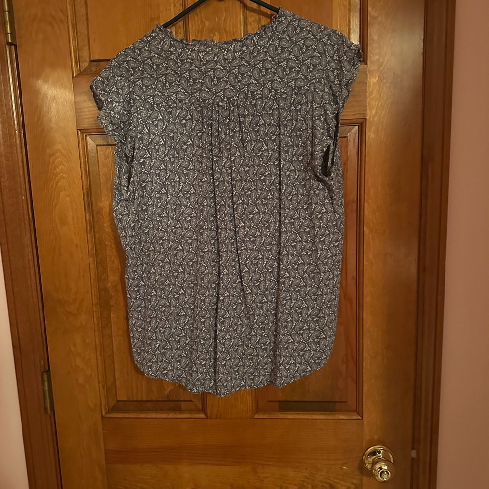 Fun 2 Fun Navy Floral Blouse - Picture 2 of 5